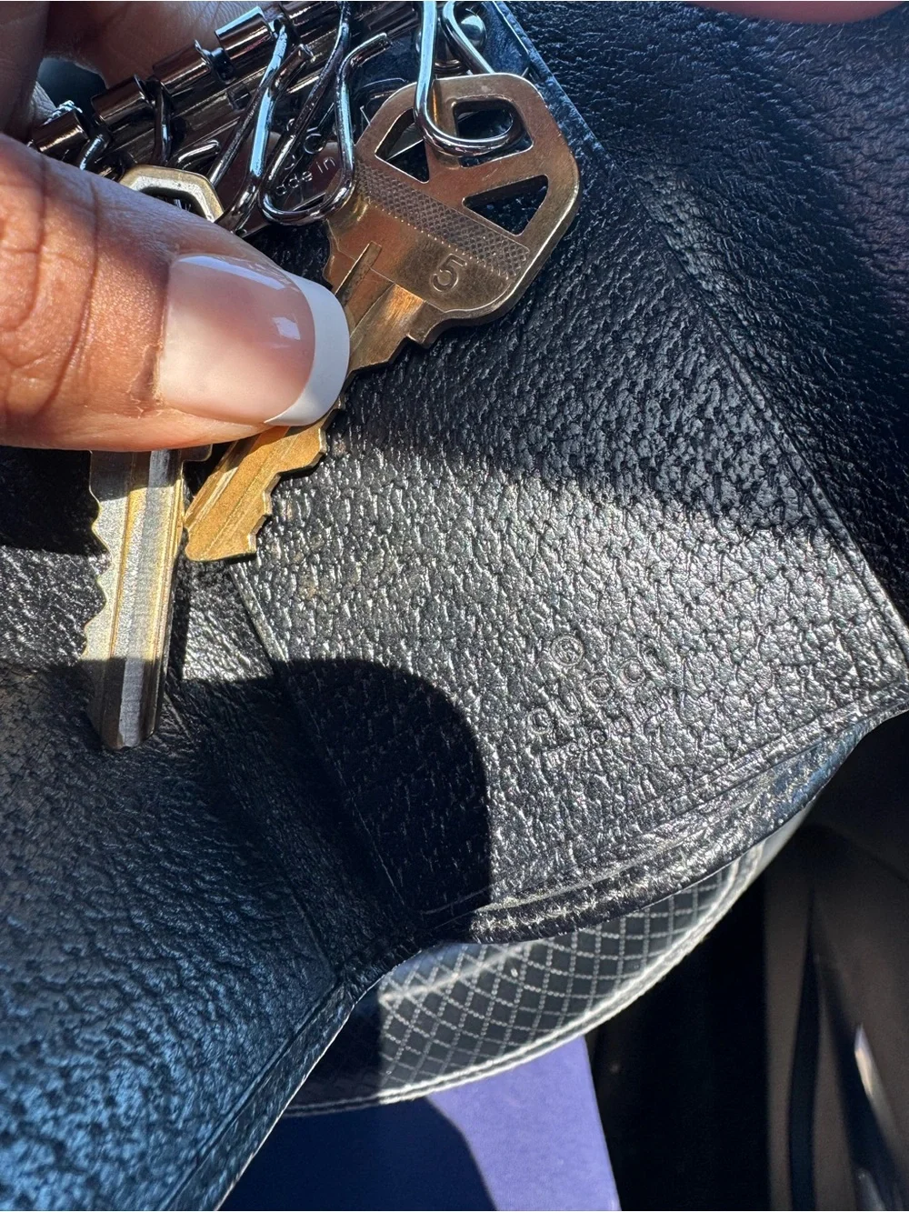 Gucci Black Canvas Monogram Key Wallet - Picture 15 of 15
